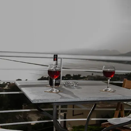 Daire Kamari Blue Kalamata