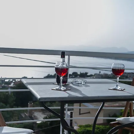 Апартаменты Kamari Blue Каламата