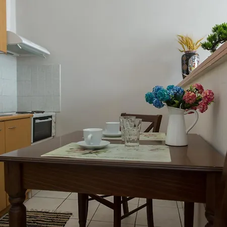 Kamari Blue Каламата