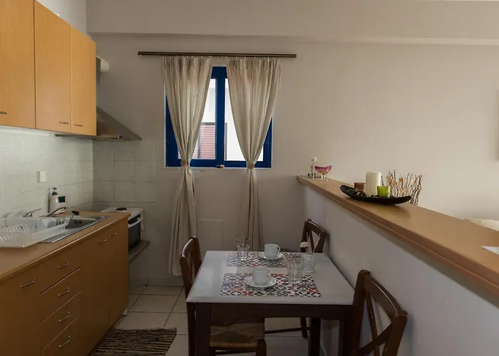 Kamari Blue * Kalamata